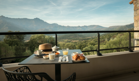 Uitzicht vanaf hotel A Piatatella