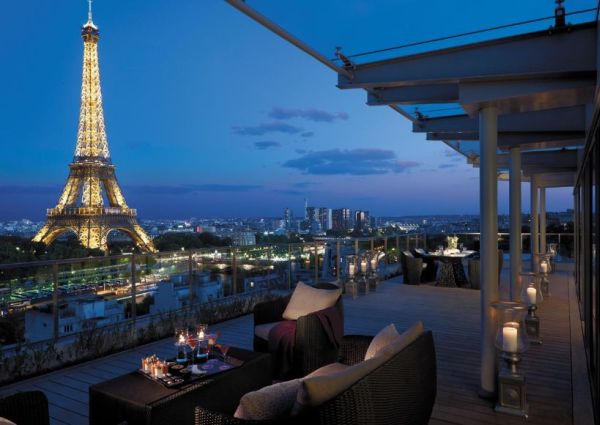 Hotel Shangri in Parijs, uitzicht op de Eiffeltoren