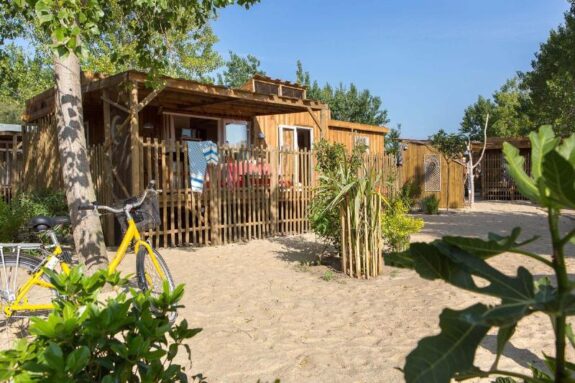 cabane canardiere op glamping Serignan Plage
