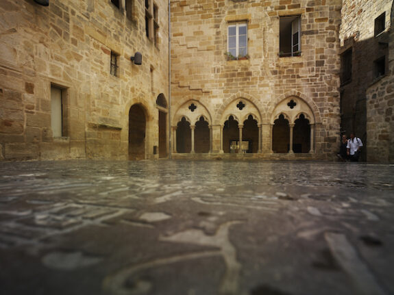 Rosetta-steen-Musee-Champollion-Figeac