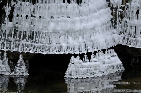Bevroren waterval Saut du Daubs 