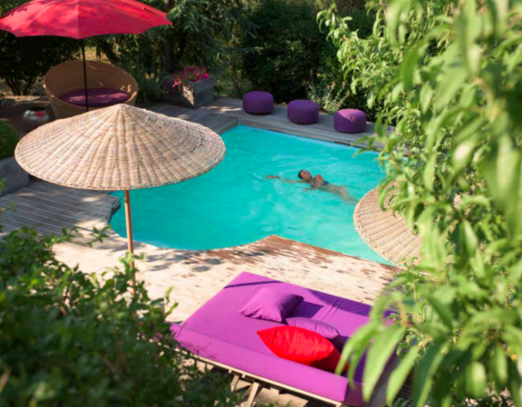 Zwembad Villa Rouge Village Castigno