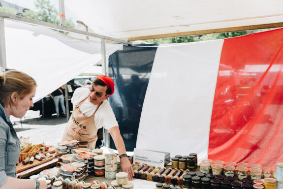 Le Marie Marché: Franse markt in Den Haag
