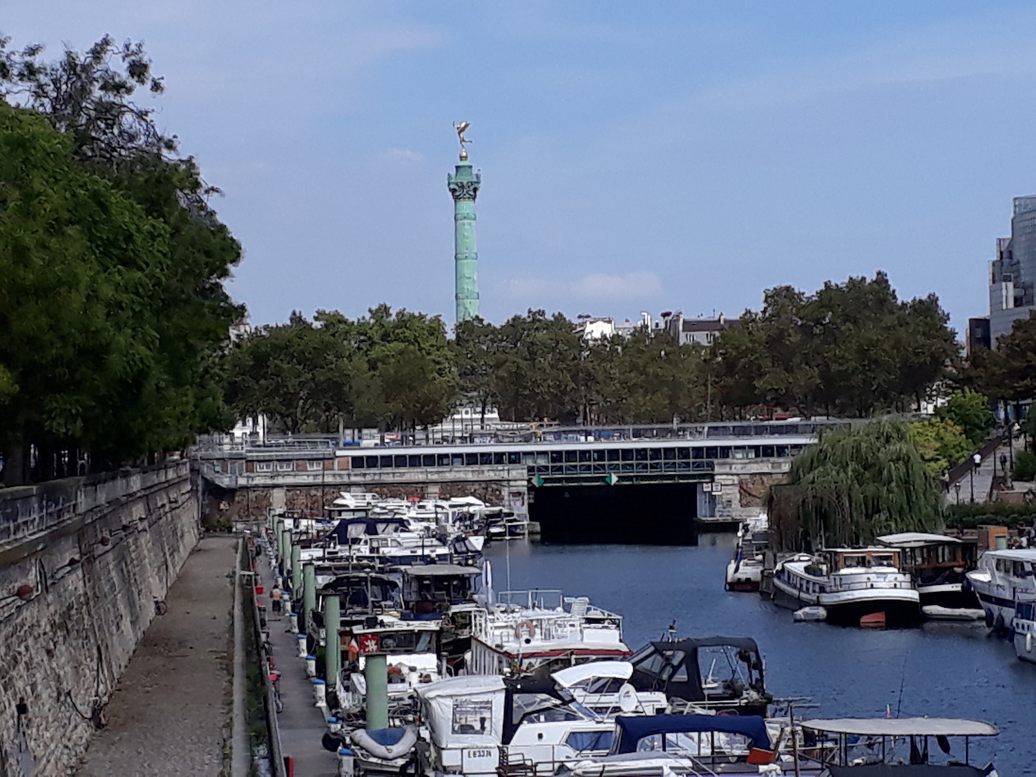 Port Bastille Parijs