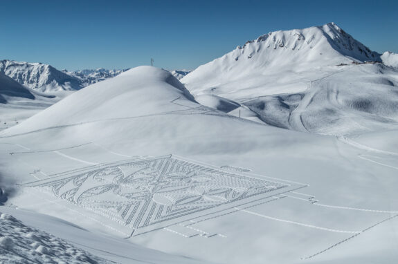 Snow art Les Arcs