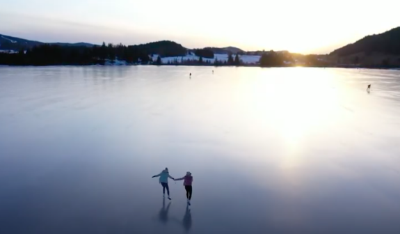 Schaatsen op de Doubs in de Jura