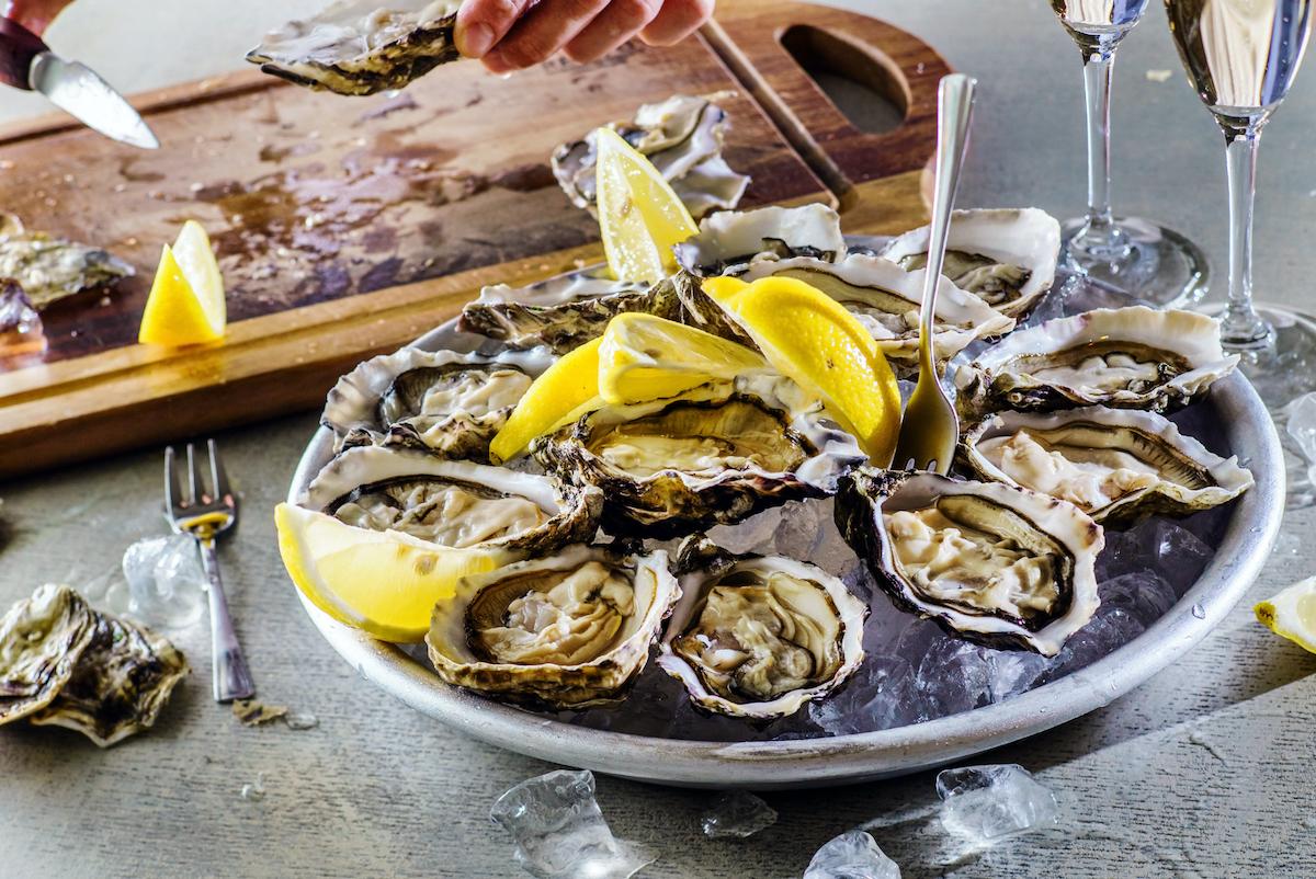 oesters-op-ijs-depositphotos