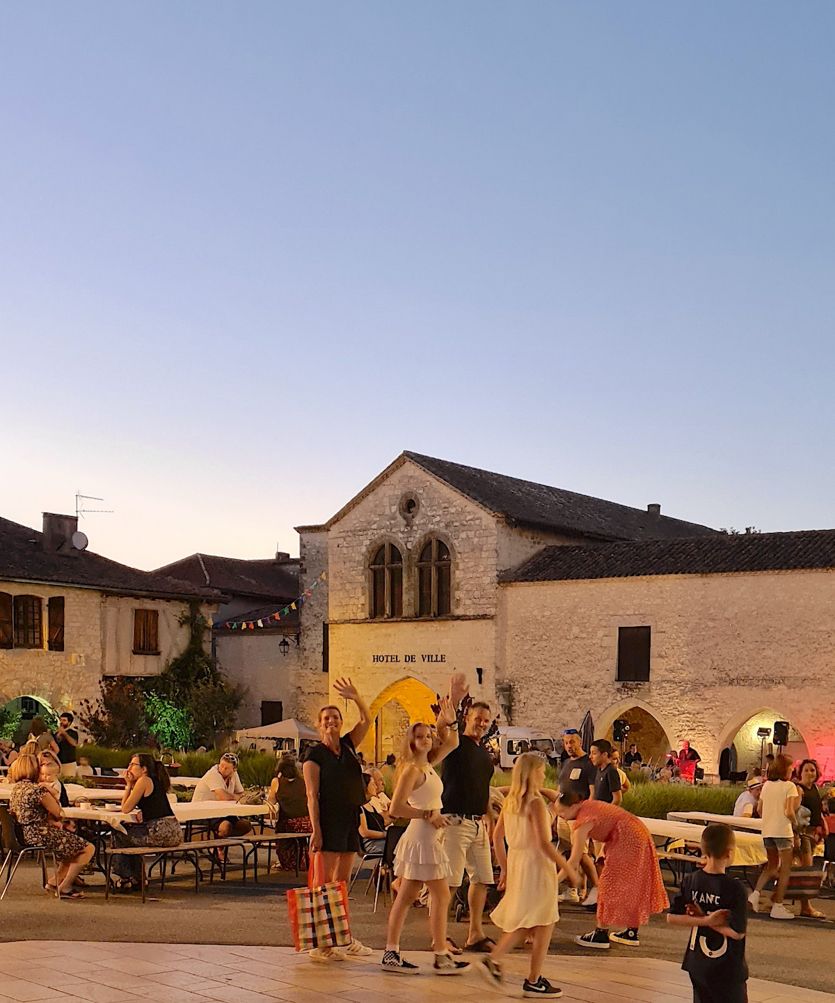 avondmarkten in de Dordogne en de Lot-et-Garonne