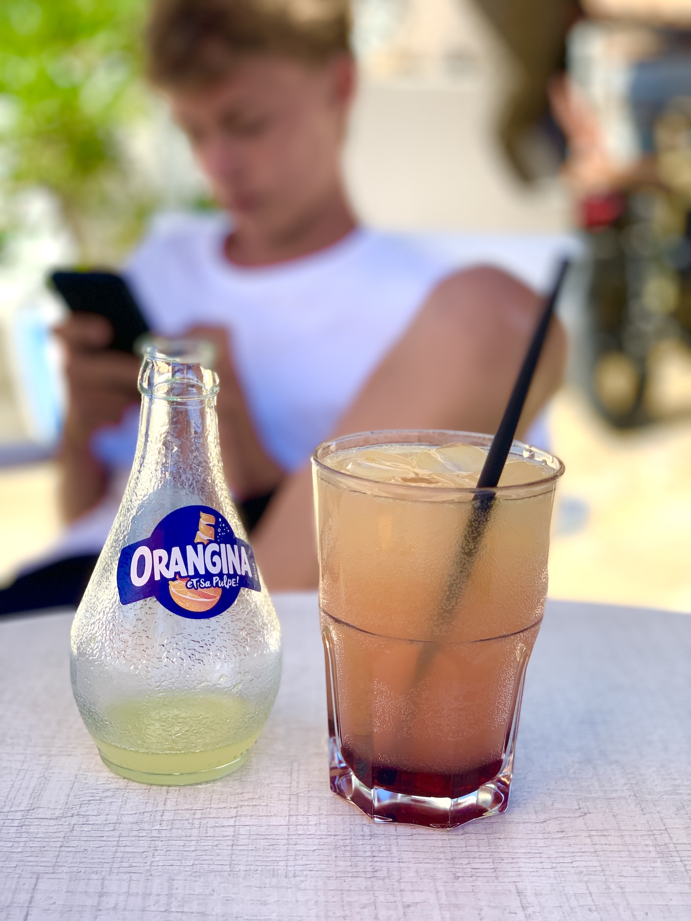 L'Indien mix orangina en grenadine