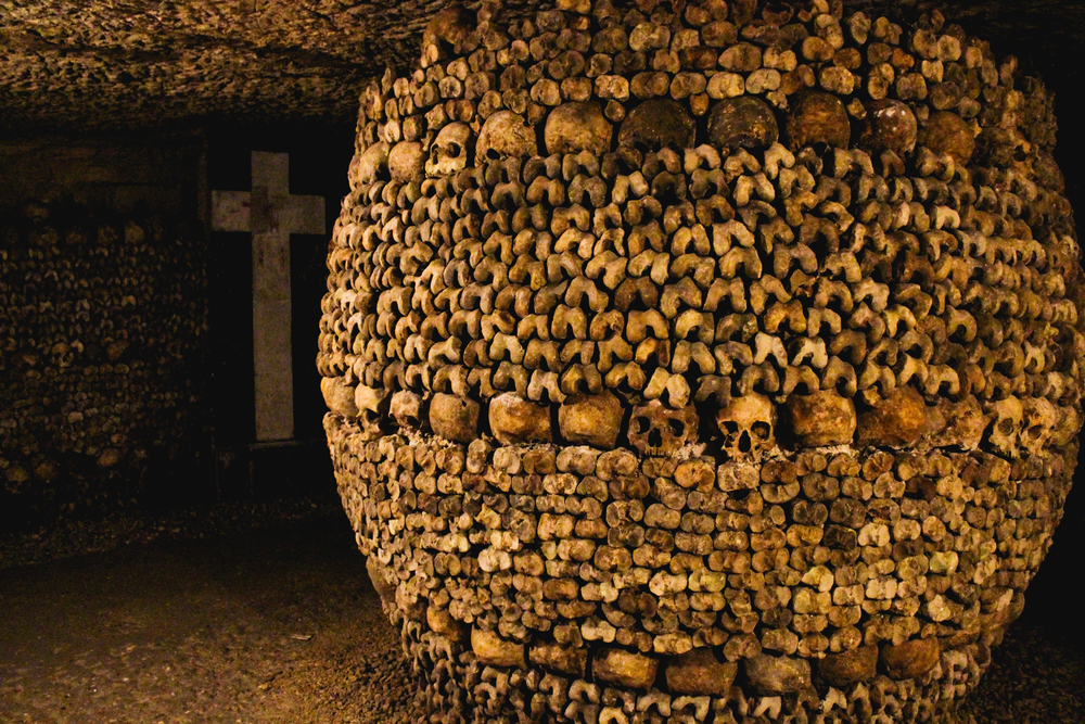 catacomben Parijs knekels ondergronds