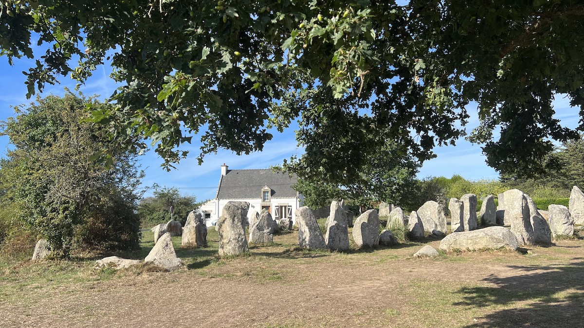 Carnac megalithes menhirs