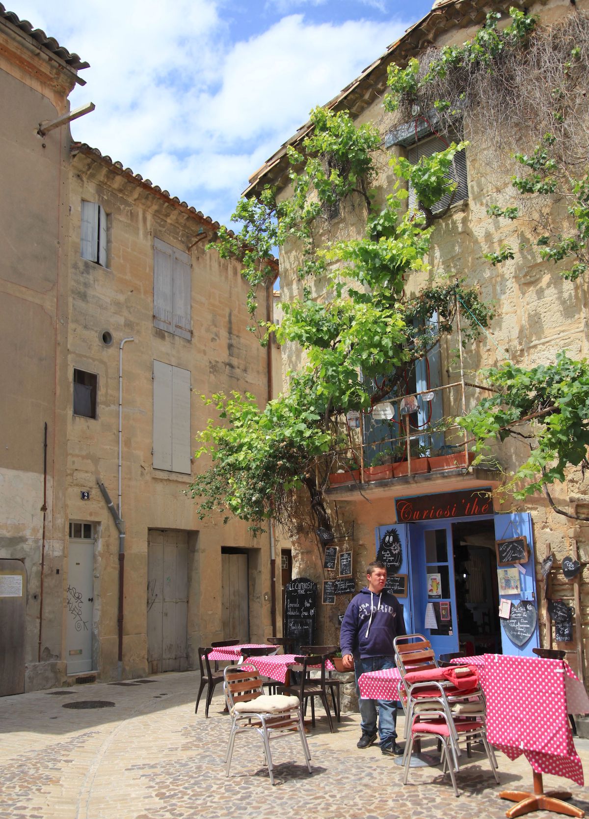 Uzes mooi dorp stadje in de Gard Zuid-Frankrijk