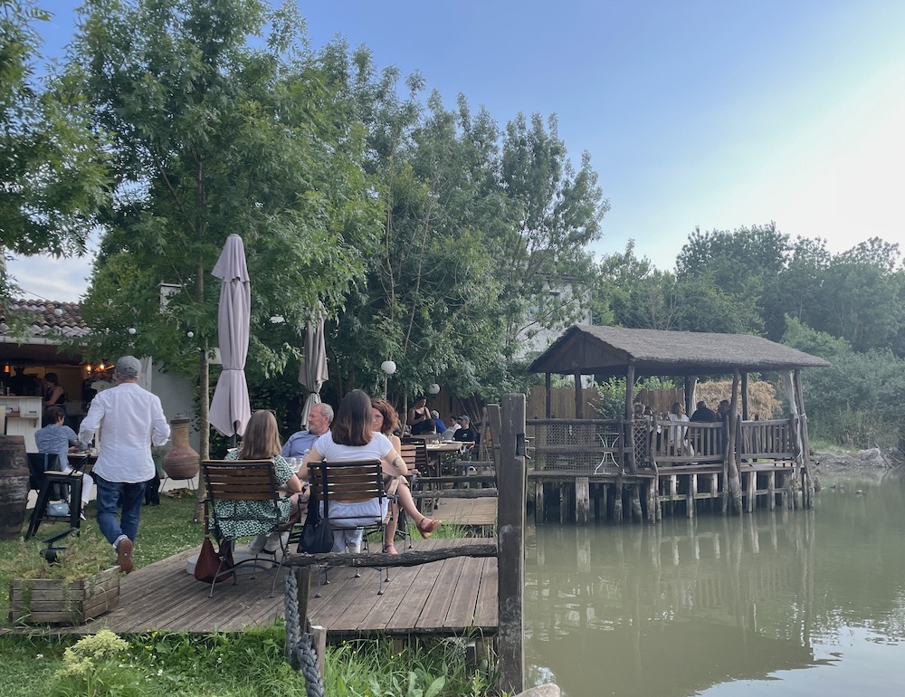 restaurant aan het water in Mornac-sur-Seudre