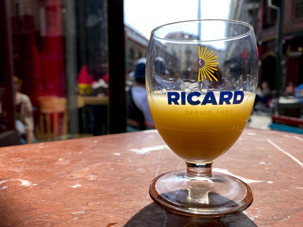 Ricard pastis Frans terras zomervakantie