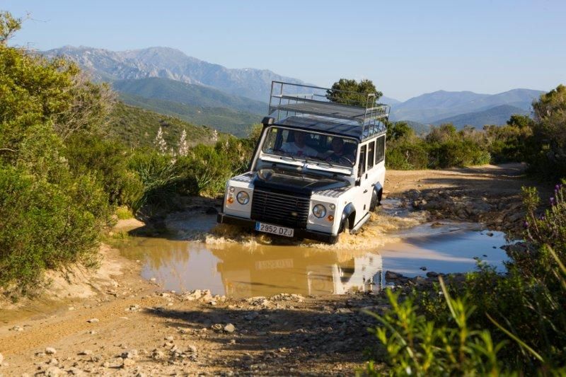 0-Natura-corsa-jeep-4x4-tochten-naar-verborgen-stranden-in-het-desert-des-agriates-6