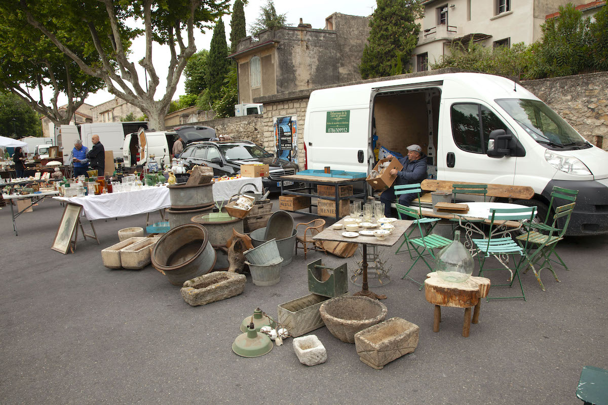 brocantemarkt Villeneuve-lèz-Avigon
