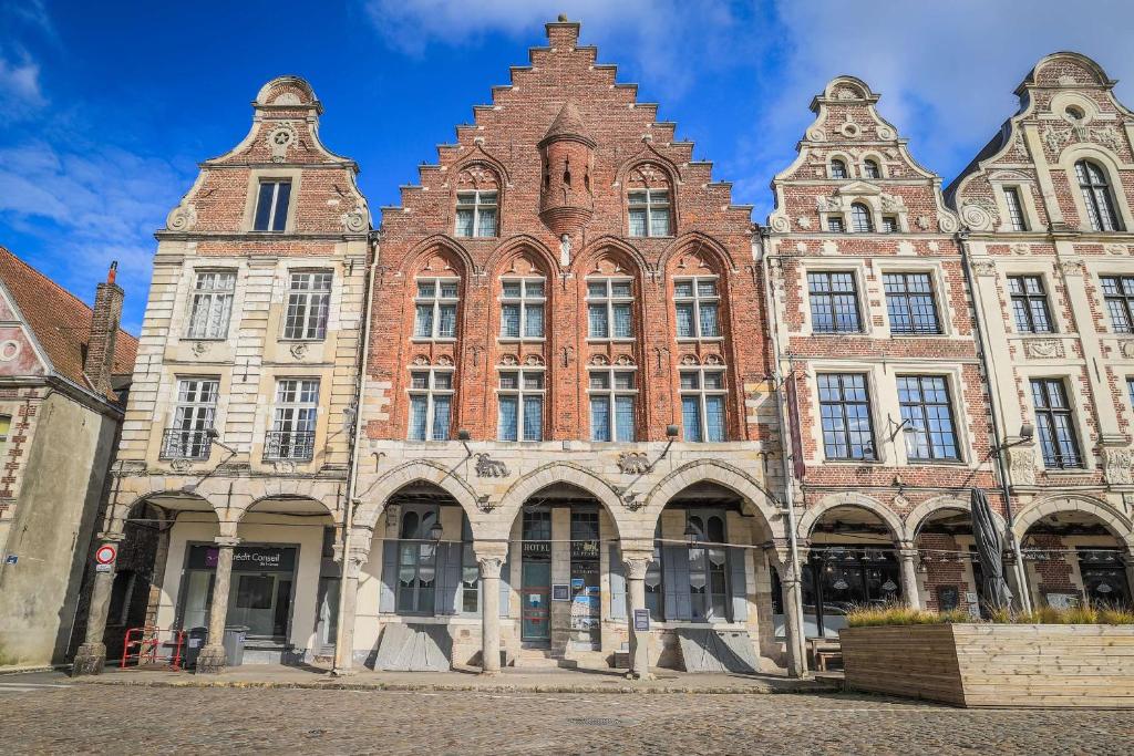 hotel les lupars in Arras tussenstop in het centrum