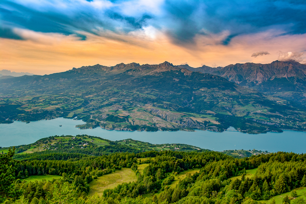 Lac de serre Poncon