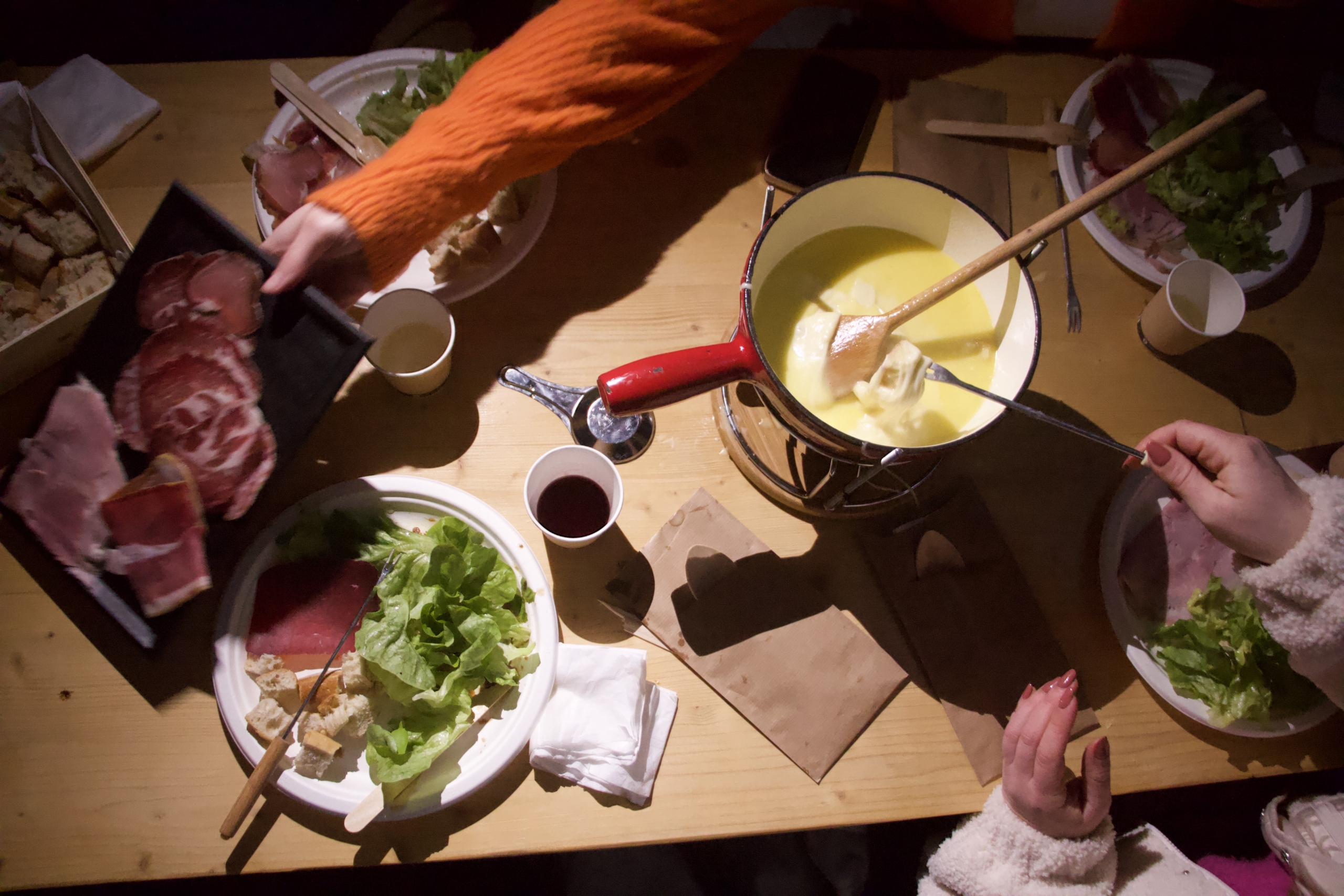 Fondue-diner-in-gondel-Vaujany