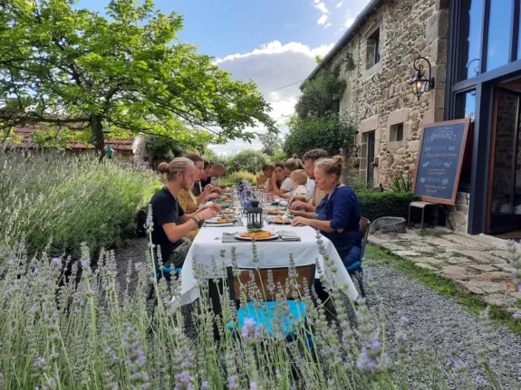 le-petit-pauliat-vakantiedomein-auvergne-table-dhotes