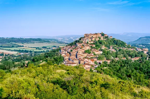 Cordes-sur-Ciel dorp Occitanie