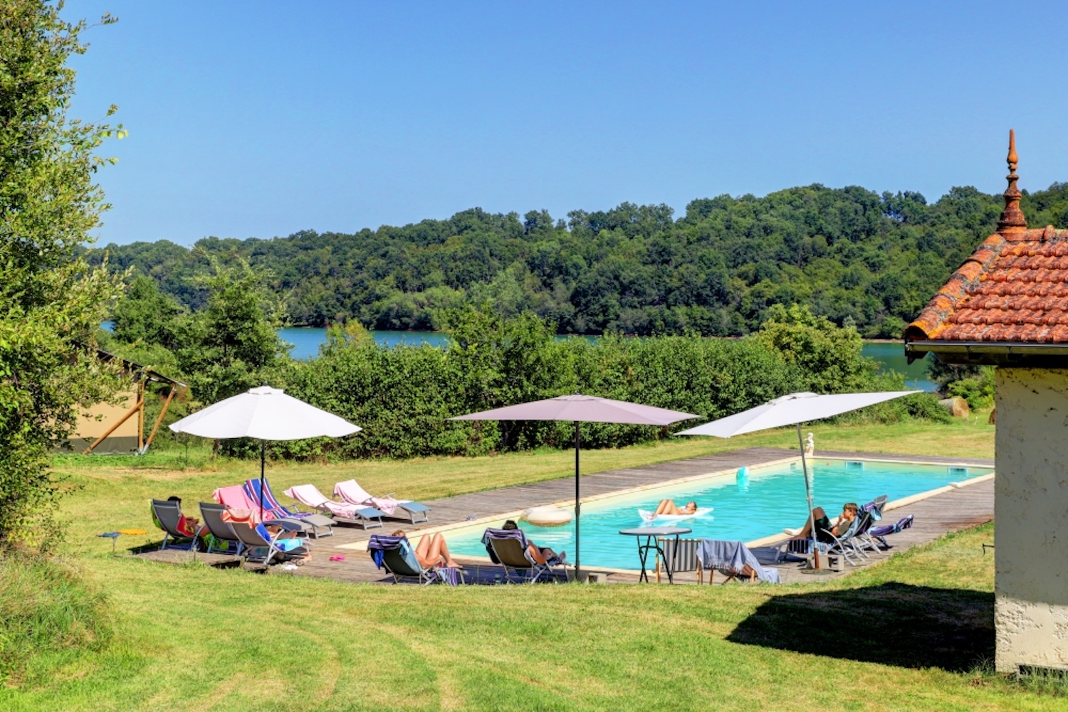 Domaine la Barbe vakantiedomein in de Gers zwembad