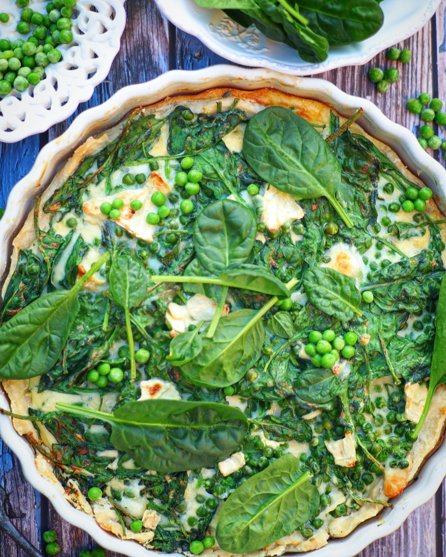 Franse spinazie-quiche met geitenkaas en erwten