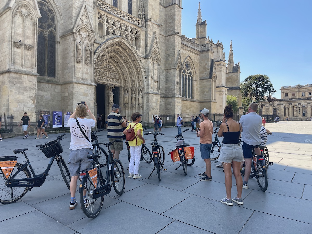 Nederlandse rondleiding op de fiets in Bordeaux