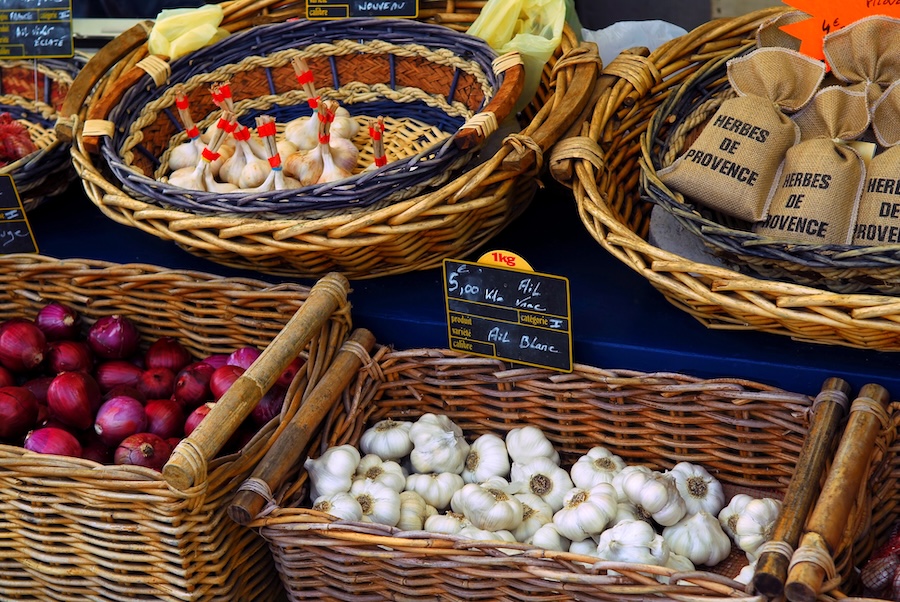 markt van Périgueux in de Dordogne