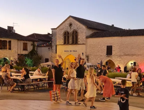 avondmarkten in de Dordogne en de Lot-et-Garonne