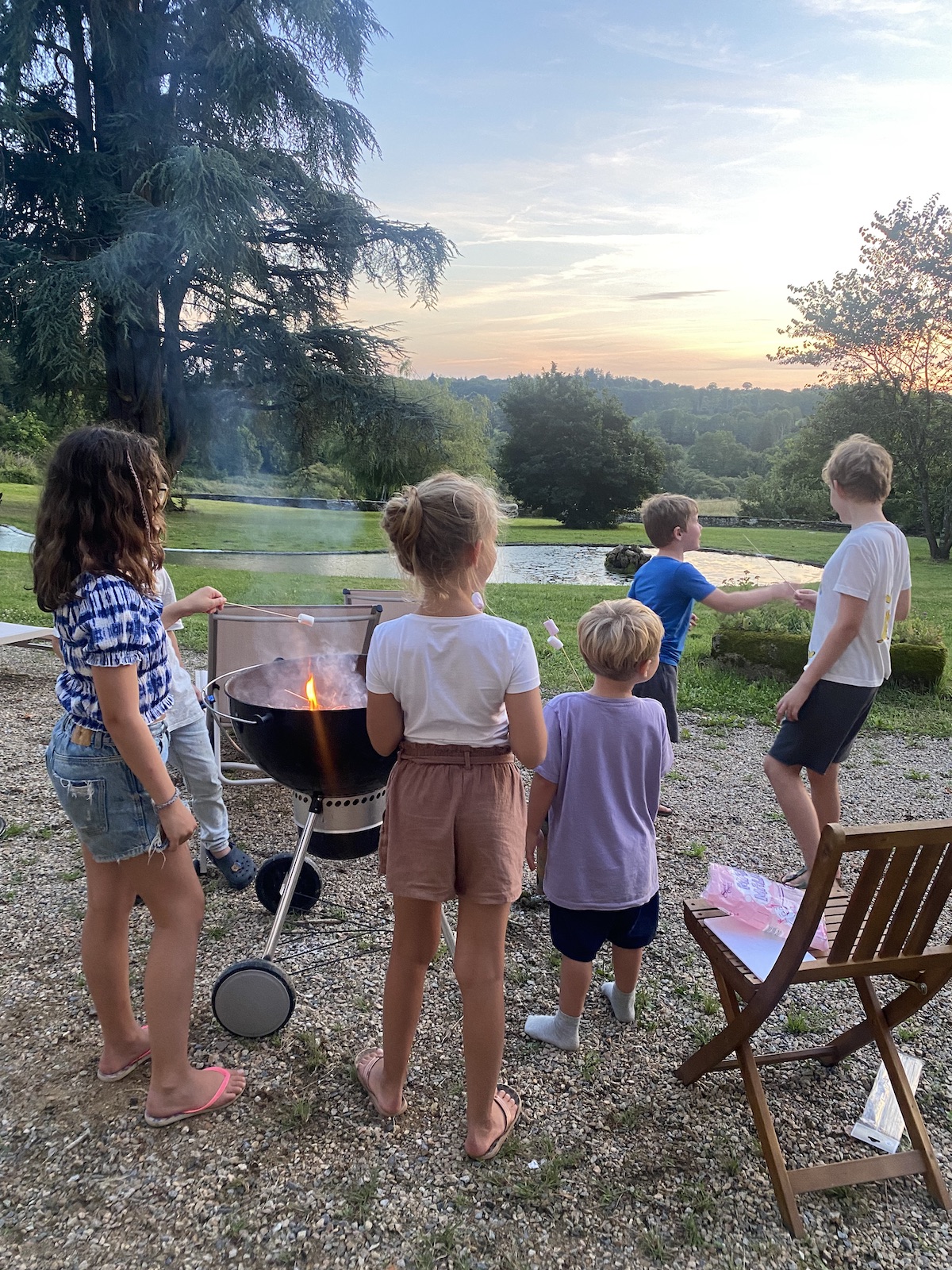 vriendschappen in Frankrijk barbecue