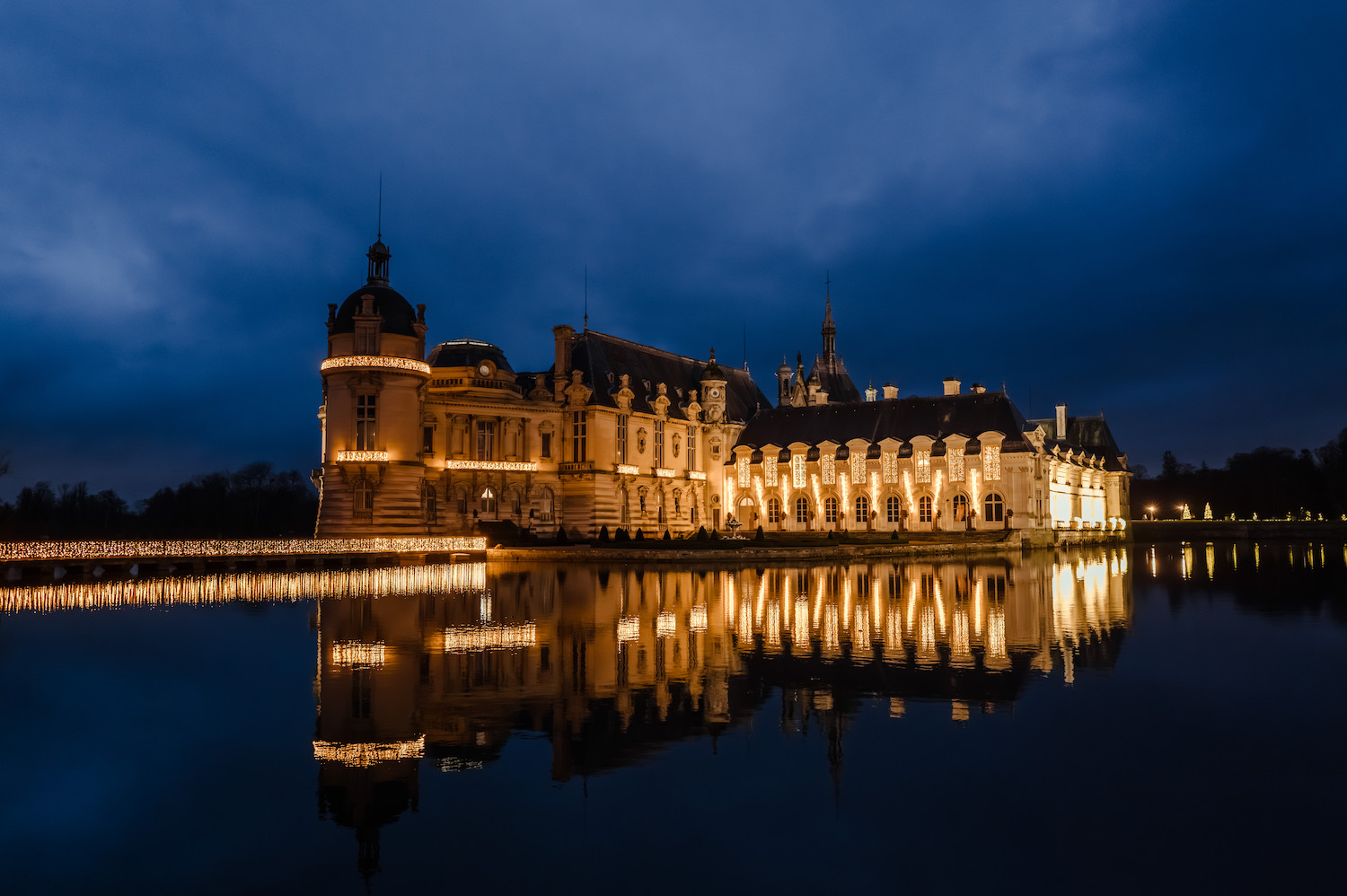 Chateau de Chantilly in december