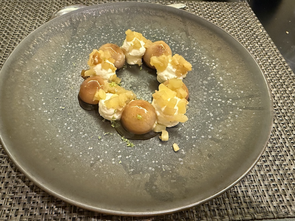 Auberge-Cote-Riviere-Tussenstopadres Bourgogne