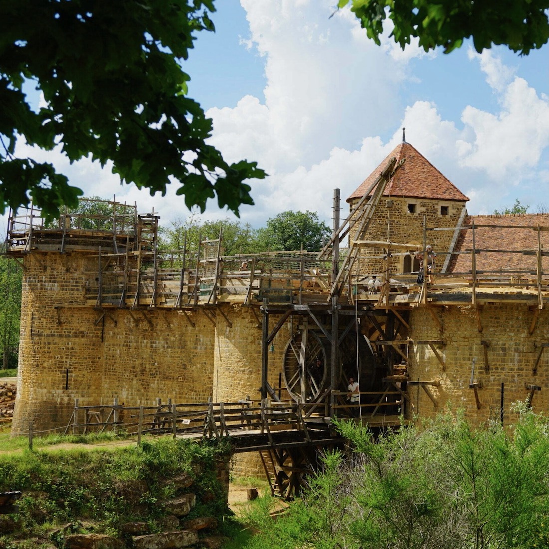 Guedelon dicht bij Festilux in de Bourgogne