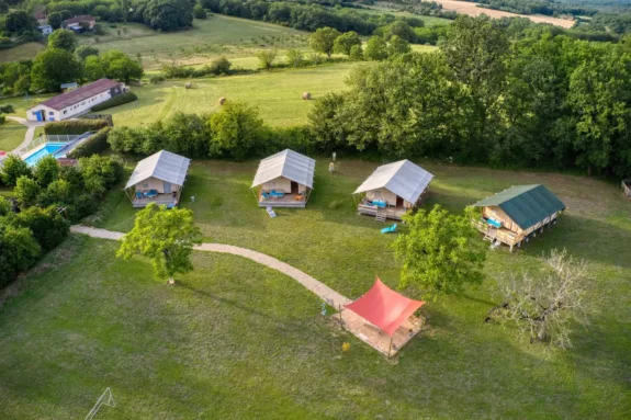 Kindvriendelijke camping in de Dordogne Place de la Famille
