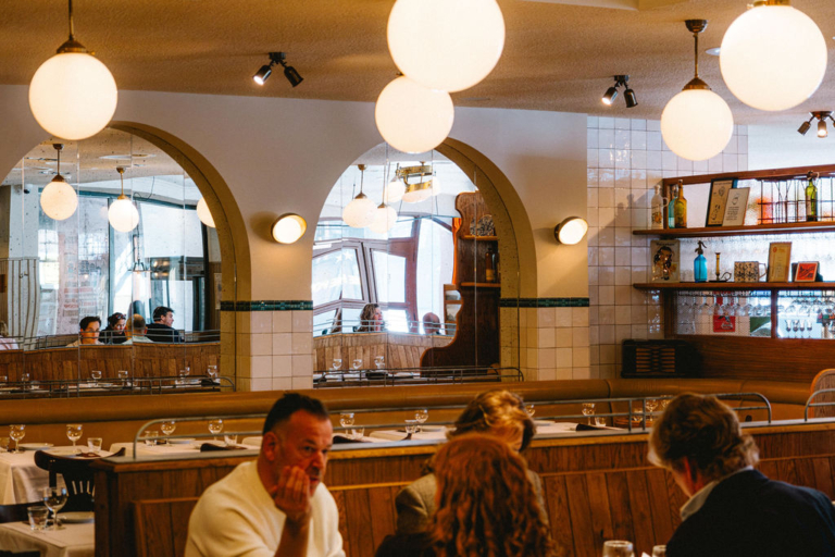 Bouillon Frans restaurant in Amsterdam