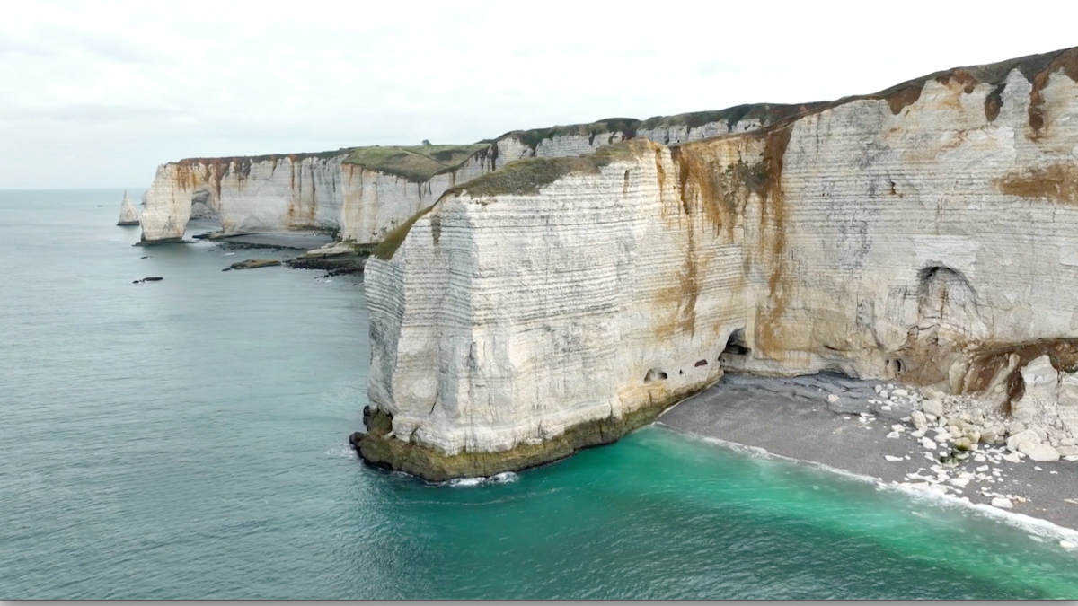 TV5 reisprogramma Les 100 lieux Etretat Normandië